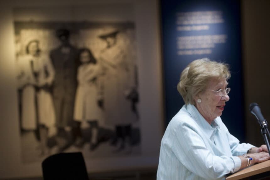 Muere Eva Schloss, sobreviviente del Holocausto y hermanastra de Ana Frank, a los 96 años