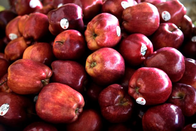 Manzanas de EE. UU. en la mira: México abre investigación antidumping sobre su importación