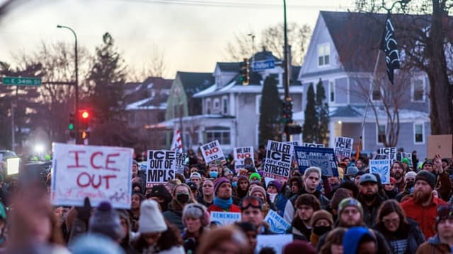 Aumentaron un 3200 por ciento los ataques con vehículos contra agentes de inmigración de EE. UU.