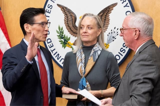 Trump nombra nuevo director regulador nuclear de EE. UU.