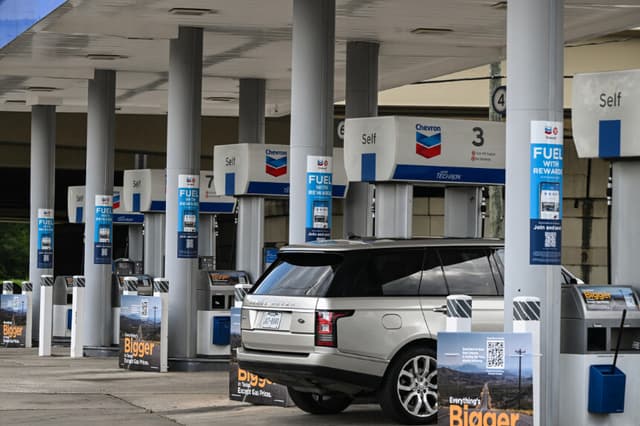 ExxonMobil contempla volver a Venezuela mientras Chevron planea un aumento inmediato de la producción