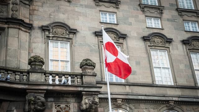 Legisladores estadounidenses viajan a Dinamarca mientras Trump presiona para quedarse con Groenlandia