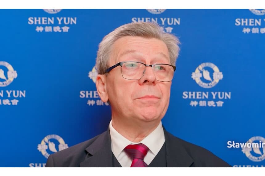 El doctor Sławomir Roguszewski vio el espectáculo de Shen Yun en Polonia, el 10 de enero. (Cortesía de NTD)