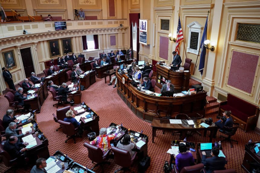 Sesión en el Senado en el Capitolio del estado de Virginia, el 8 de febrero de 2019 en Richmond, Virginia.  (Foto de Drew Angerer/Getty Images).