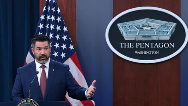 El Pentágono eliminará "distracciones woke" de la publicación Stars and Stripes