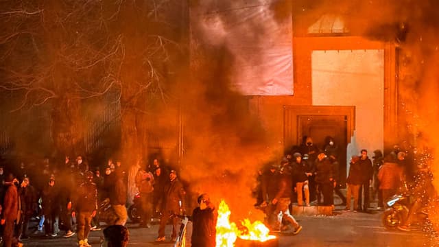 Irán supera 3000 muertos por protestas, mientras los clérigos exigen ejecuciones