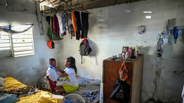 Cubanos residentes en el extranjero podrán invertir en empresas privadas en la isla, según un funcionario