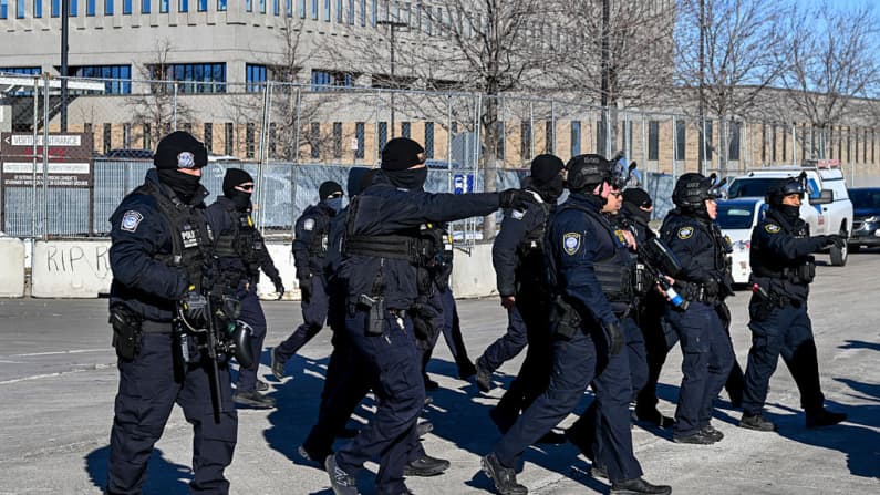 Agentes federales dispararon a una persona en Minneapolis, dice gobernador