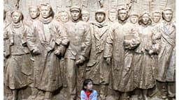 Descenso de la natalidad en China indica una crisis estructural cada vez más profunda, según analistas