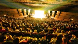 "Casi un viaje de iniciación": la perspectiva de un funcionario de relaciones internacionales sobre Shen Yun