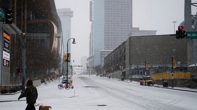 Situación en el sur de EE. UU. se agrava tras días de hielo, temperaturas gélidas y cortes de luz