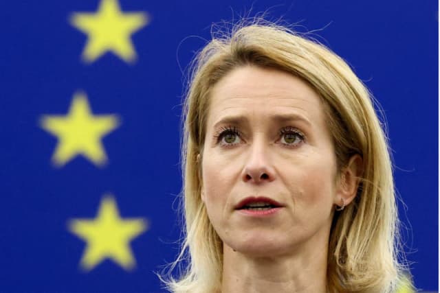 La jefa de política exterior de la Unión Europea, Kaja Kallas, se dirige al Parlamento Europeo en Estrasburgo, Francia, el 20 de enero de 2026. (Yves Herman/Reuters)