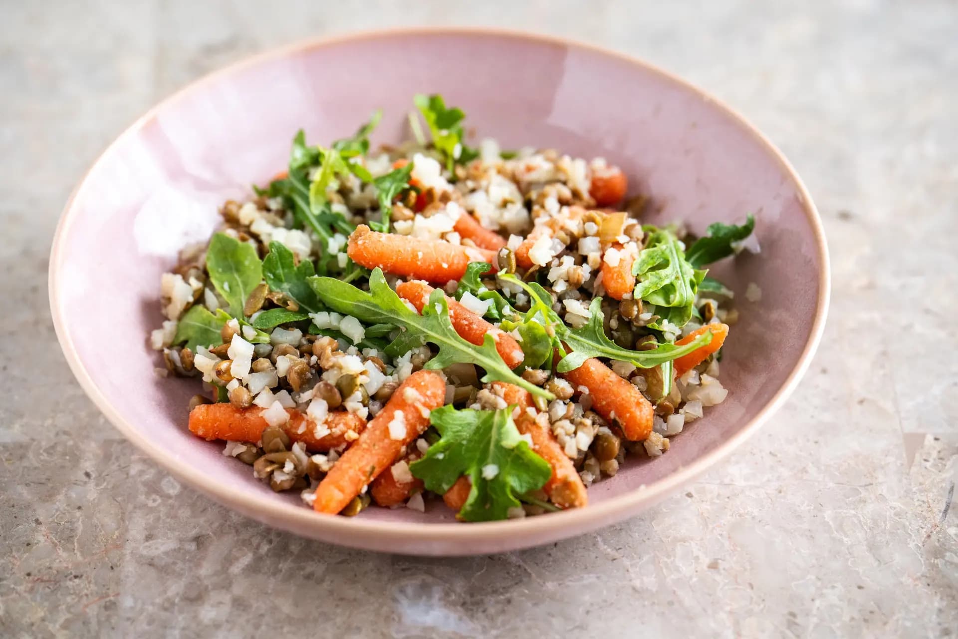 Bol nutritivo de lentejas, coliflor y arroz. Samira Bouaou/The Epoch Times