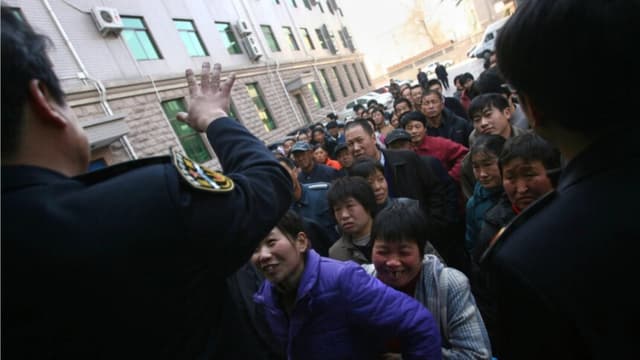 Trabajadores de toda China reclaman el pago de salarios atrasados antes del Año Nuevo Lunar
