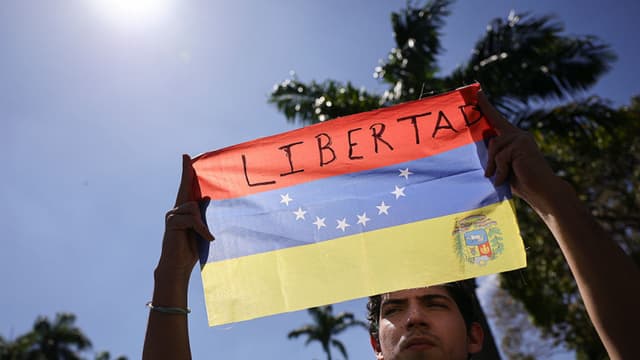 Tras liberación de 17 presos políticos, ministro de Defensa de Venezuela aboga por la reconciliación