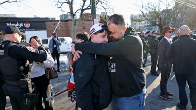 Tres muertos, incluido el sospechoso, en tiroteo durante un partido de hockey juvenil en Rhode Island