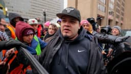 Juez ordena al ICE que no vuelva a detener a Kilmar Abrego García