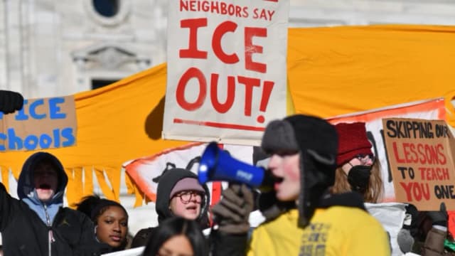 Protestas estudiantiles contra el ICE provocan cierres y debates en colegios de Pensilvania