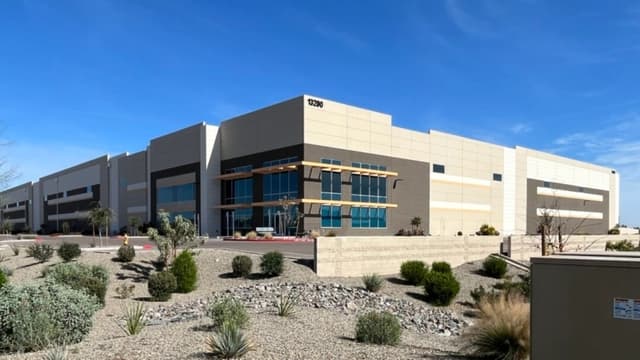 Residentes locales expresan su preocupación por centro de detención de ICE propuesto en Arizona