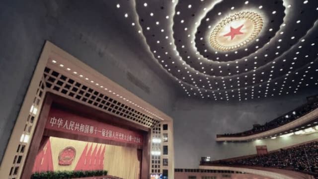 Cambios en el Ejército chino reflejan tensiones políticas alrededor de Xi Jinping