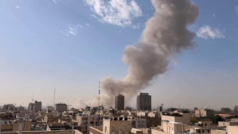 Departamento de Estado urge vigilar a estadounidenses en el extranjero en medio del conflicto con Irán