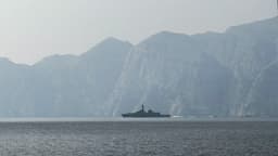 Tesoro de EE. UU. concede licencia de 30 días para permitir venta de petróleo ruso