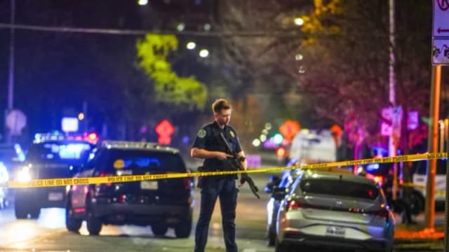 El FBI confirma que grupo antiterrorista investiga tiroteo en bar de Texas que dejó 2 muertos