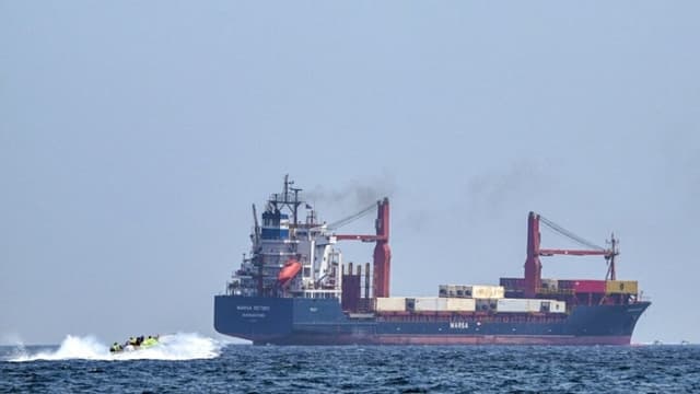 Trump promete ataques más duros contra Irán si interrumpe suministro mundial de petróleo