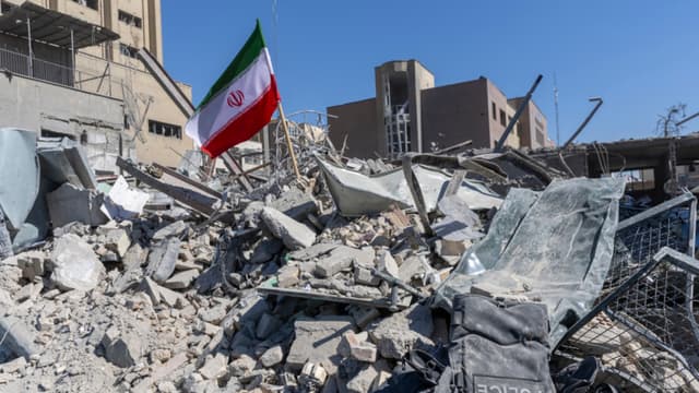 Evacuan a 121 mexicanos de Medio Oriente en medio del conflicto en Irán