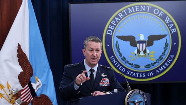 Aviones militares de EE. UU. evacúan a estadounidenses de Medio Oriente, dice alto mando