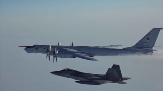 Incursión de avión militar ruso provoca respuesta de aviones de combate de EE.UU. cerca de Alaska