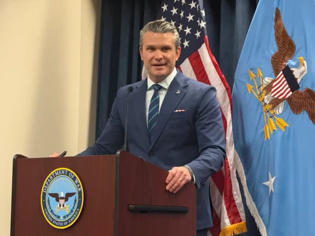Hegseth confirma que el Pentágono busca 200 mil MDD en fondos para la guerra contra Irán