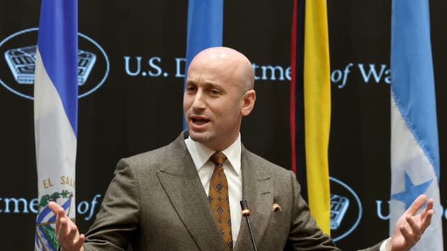 Asesor de seguridad de Trump dice que los cárteles solo se pueden derrotar con poder militar