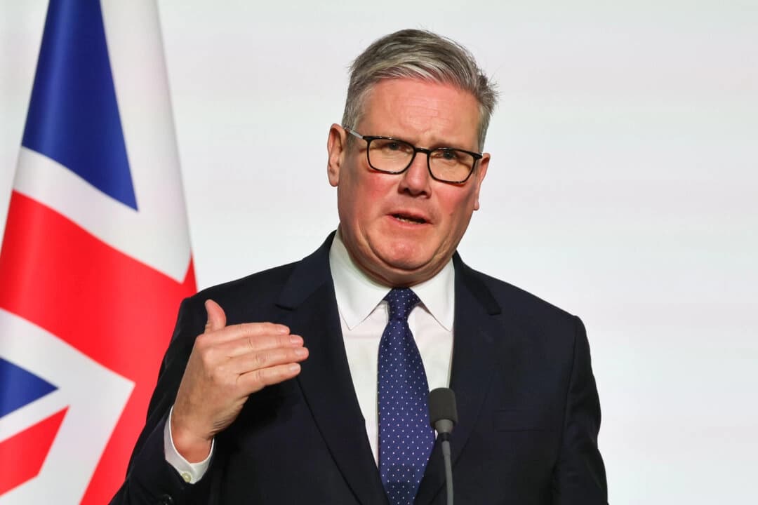 El primer ministro británico Keir Starmer en el Palacio del Elíseo en París el 6 de enero de 2026. (Ludovic Marin/AP)