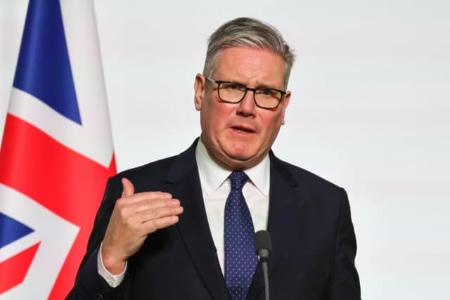 El primer ministro británico Keir Starmer en el Palacio del Elíseo en París el 6 de enero de 2026. (Ludovic Marin/AP)