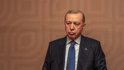 Turquía dice que defensas de la OTAN interceptaron un misil balístico iraní sobre su espacio aéreo