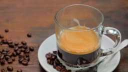 Amplio estudio muestra que consumo elevado de cafeína está relacionado con menor riesgo de demencia