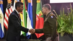 Presidente de Paraguay promulga acuerdo militar con Estados Unidos