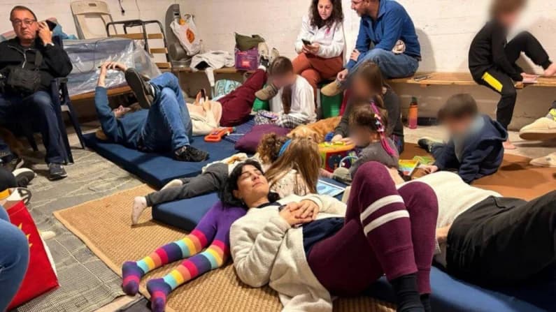 Entre sirenas: La vida en los refugios israelíes bajo el fuego de misiles iraníes