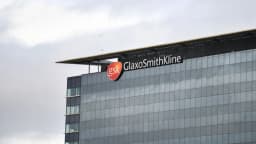 La FDA amplía aprobación de vacuna contra virus sincitial respiratorio de GSK