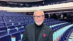 Exprofesor universitario se conmueve con Shen Yun: Debemos intentar salir de este mundo en decadencia