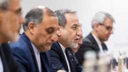 Irán pide un nuevo sistema de tránsito por el estrecho de Ormuz tras la guerra