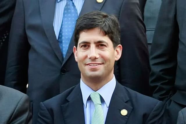 Kevin Warsh durante la reunión de Ministros de Finanzas y Gobernadores Centrales del G-20 en el Hotel Paradise en Busan, Corea del Sur, el 4 de junio de 2010. (Chung Sung-Jun/Getty Images).