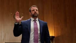 Comité aprueba nominación de senador como director del Departamento de Seguridad Nacional