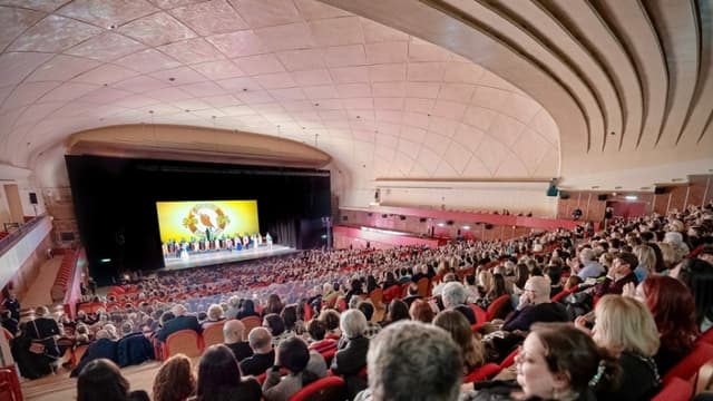 Amenaza de bomba contra Shen Yun en Roma suscita preocupación; senador expresa su apoyo