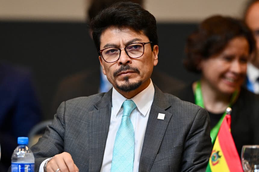 Gobierno de Bolivia respeta la decisión de Chile de levantar barreras en la frontera