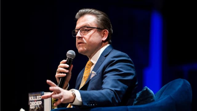 Nuevo proyecto de ley para combatir la sustracción forzada de órganos liberará a China: autor de "Asesinados por encargo"