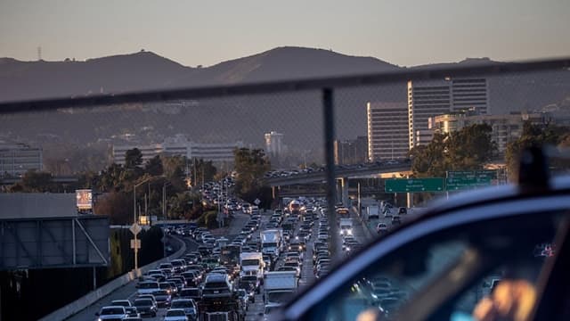 24 estados demandan a la EPA por revocar declaración sobre el peligro de los gases de efecto invernadero