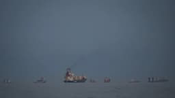 Trump amenaza con atacar las instalaciones energéticas de Irán si no reabre el estrecho de Ormuz