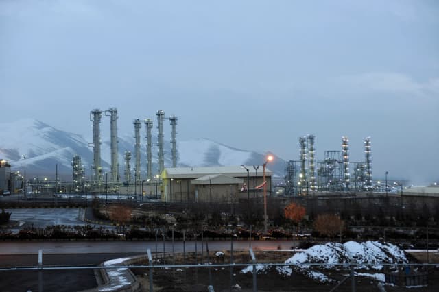 Instalación nuclear de agua pesada cerca de Arak, Irán, el 15 de enero de 2011. (ISNA, Hamid Foroutan/AP Photo)